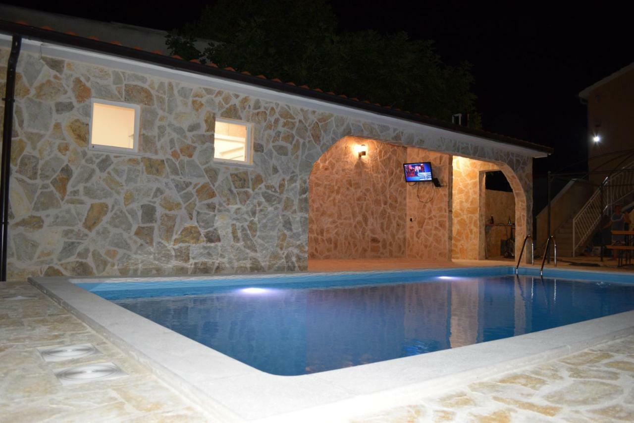 Apartment Nika Split Exterior photo
